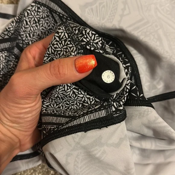 NWOT Lululemon High Rise Wunder Under leggings in Inked Ice - Picture 5 of 9